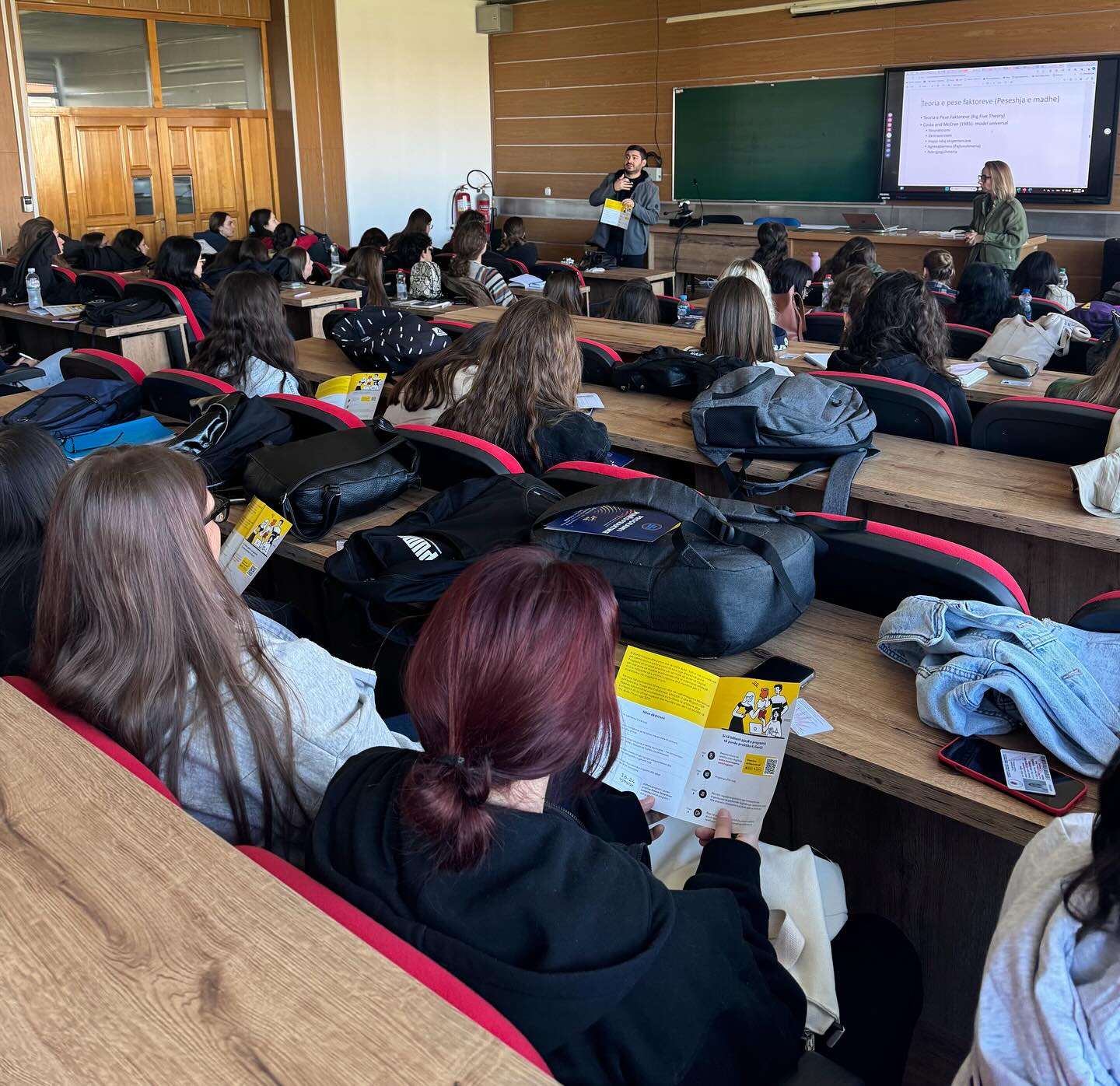 Kosovo CSR Network Presents Kosovo Generation Unlimited to Psychology Students