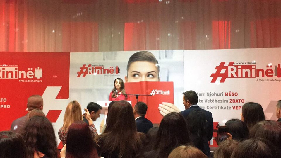 “Coca-Cola Supporting Youth” Certifies 150 Young Participants